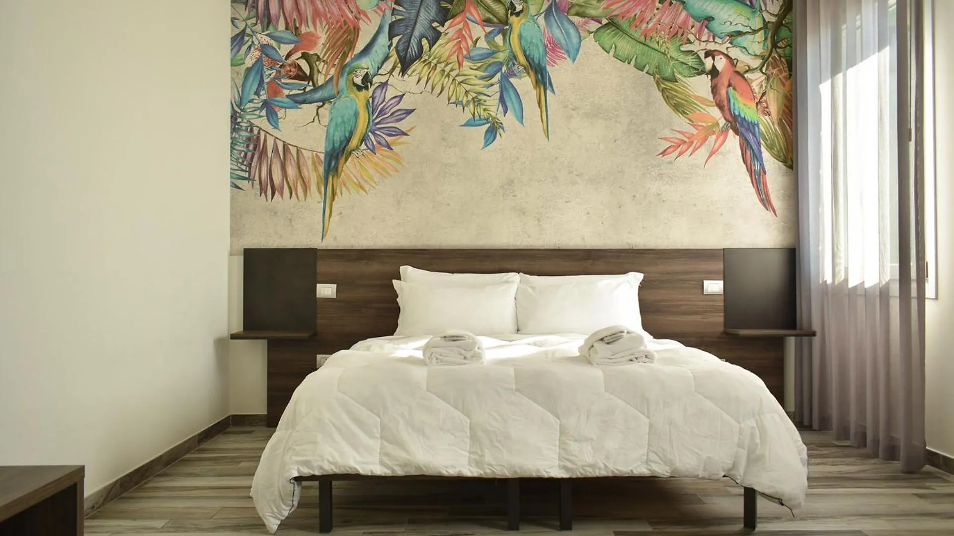 Royal Garden Luxury Rooms Padova 0*,